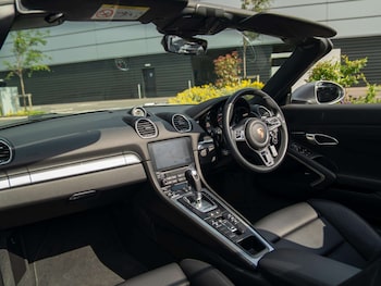 Used Porsche Boxster 2023 for sale - 78937491: Photo