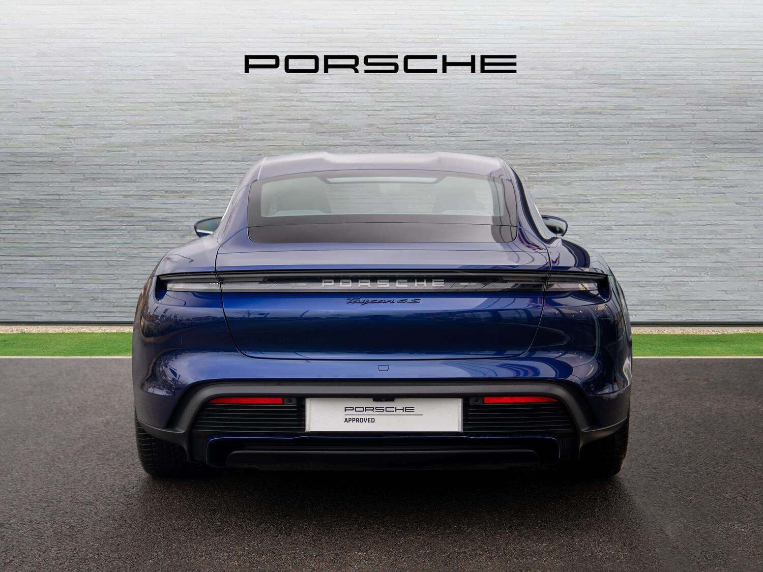 Used Porsche Taycan 2024 for sale - 77232918: Photo 7