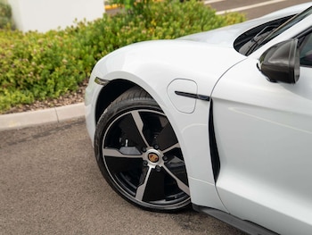 Used Porsche Taycan 2023 for sale - 79161309: Photo