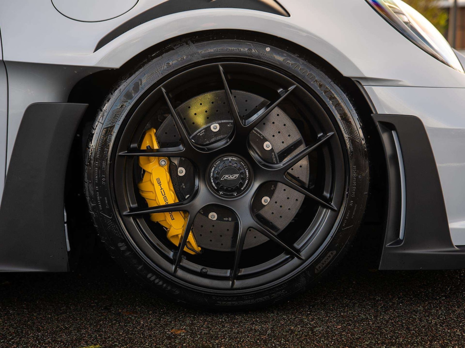 Used Porsche 911 2025 for sale - 76889871: Photo 4