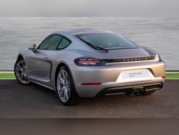 Used Porsche Cayman 2018 for sale - 77527106: Photo