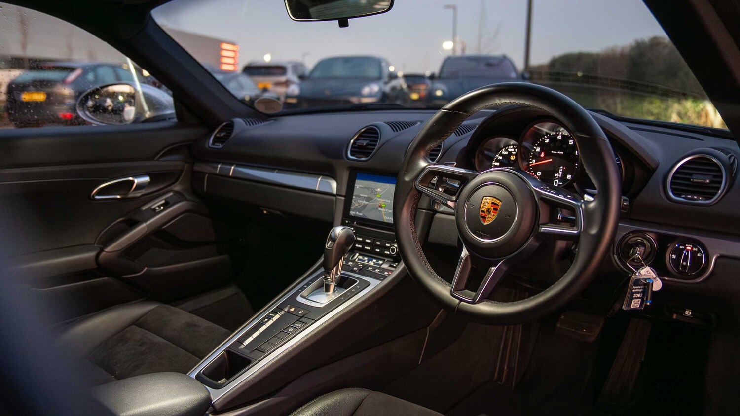 Used Porsche Cayman 2018 for sale - 77527106: Photo 8