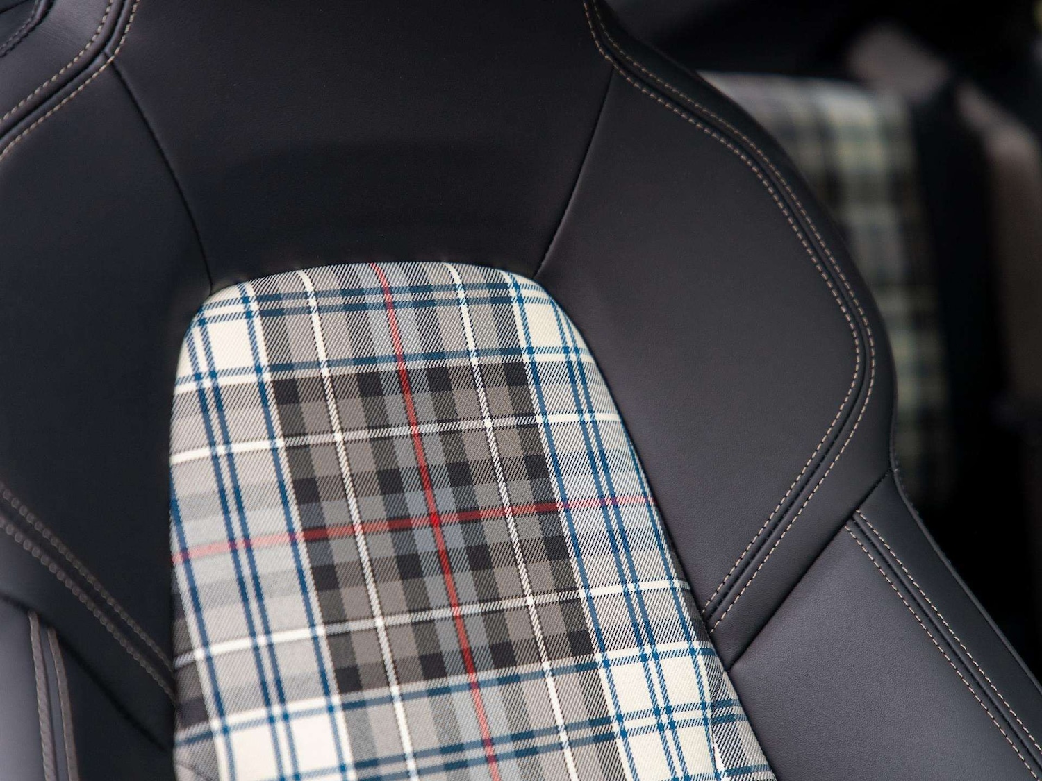 Used Porsche 911 2024 for sale - 76692075: Photo 13