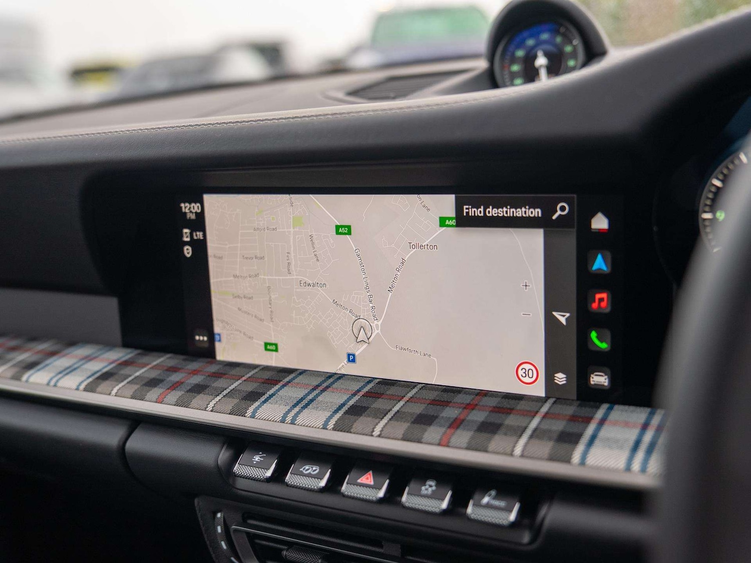 Used Porsche 911 2024 for sale - 76692075: Photo 16