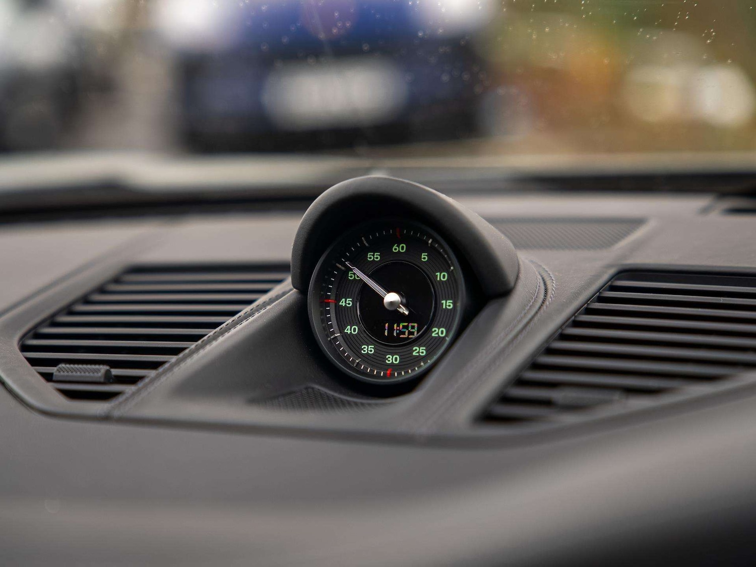 Used Porsche 911 2024 for sale - 76692075: Photo 25