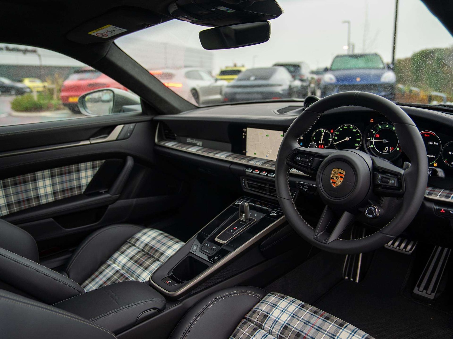 Used Porsche 911 2024 for sale - 76692075: Photo 8