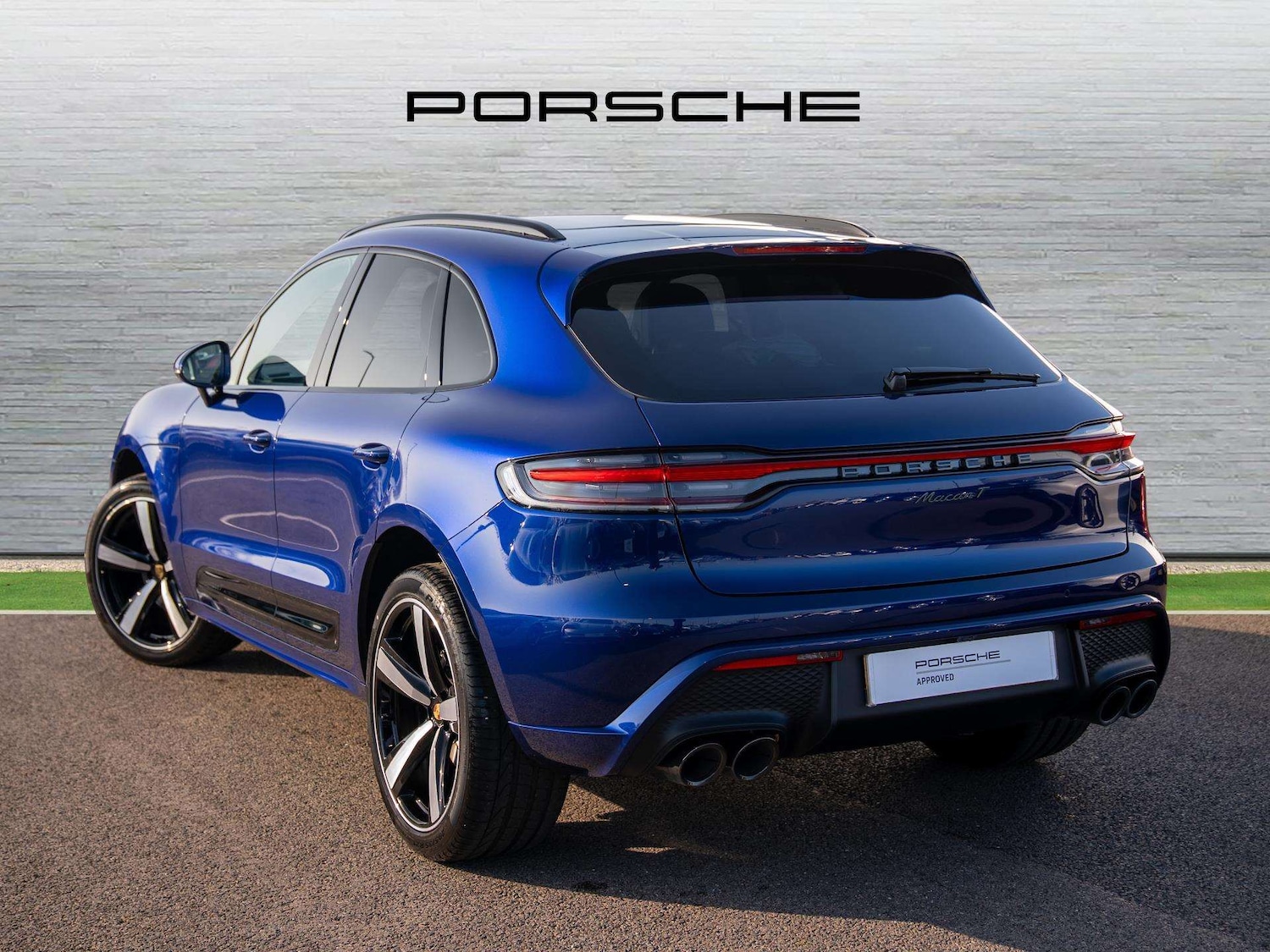 Used Porsche Macan 2026 for sale - 78023979: Photo 2
