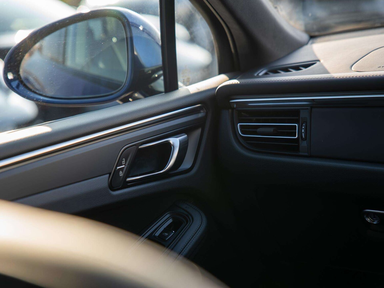 Used Porsche Macan 2026 for sale - 78023979: Photo 33