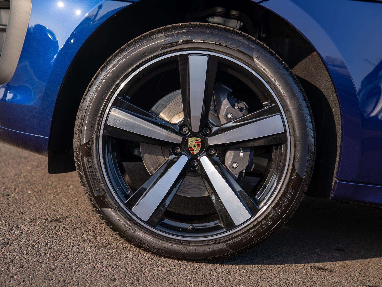 Used Porsche Macan 2026 for sale - 78023979: Photo 4