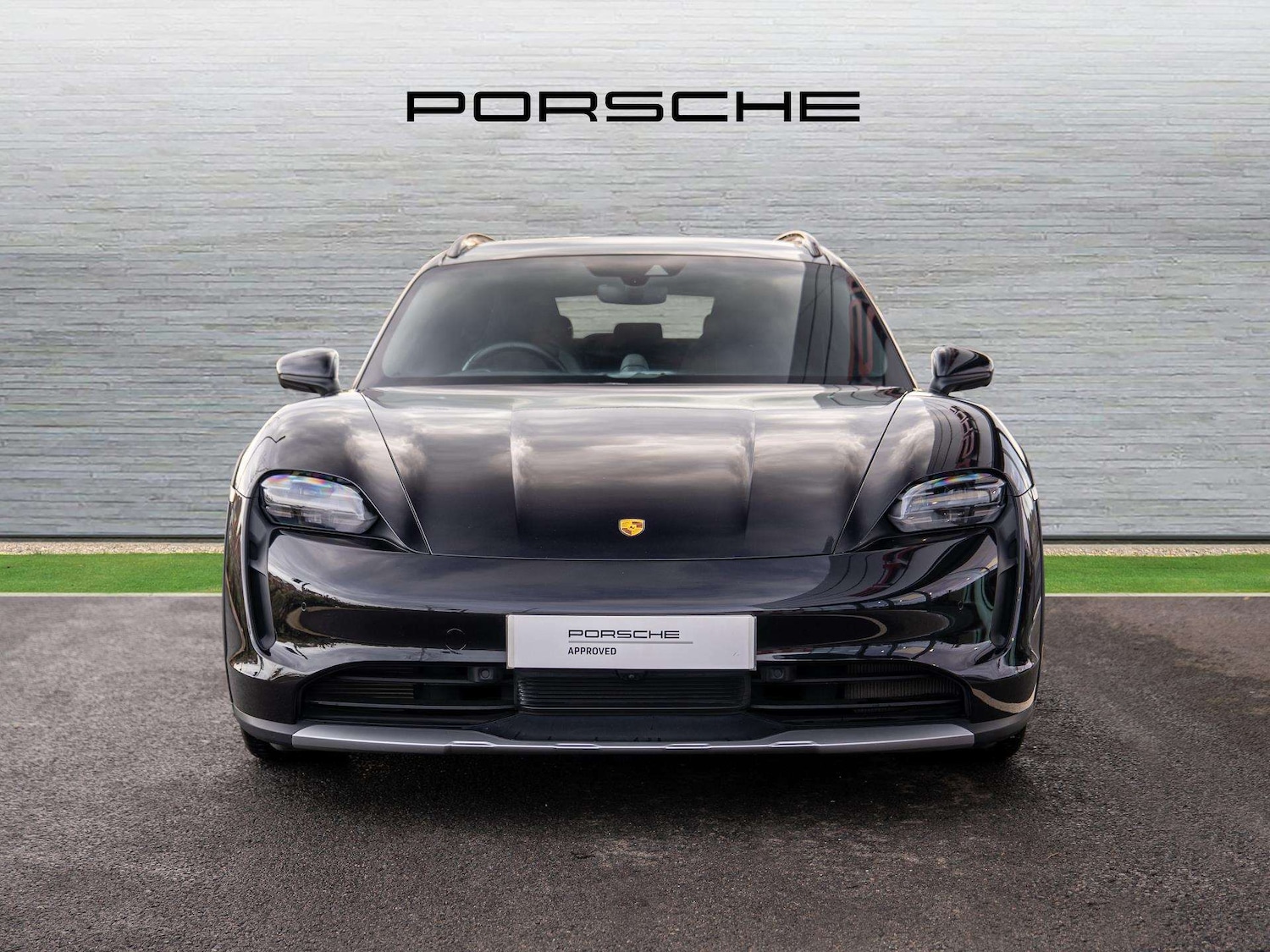 Used Porsche Taycan 2023 for sale - 77134900: Photo 6