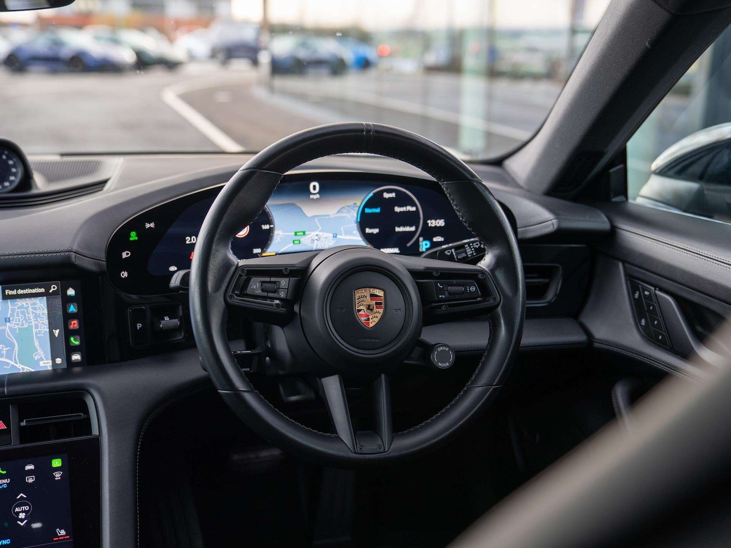 Used Porsche Taycan 2023 for sale - 77134900: Photo 8