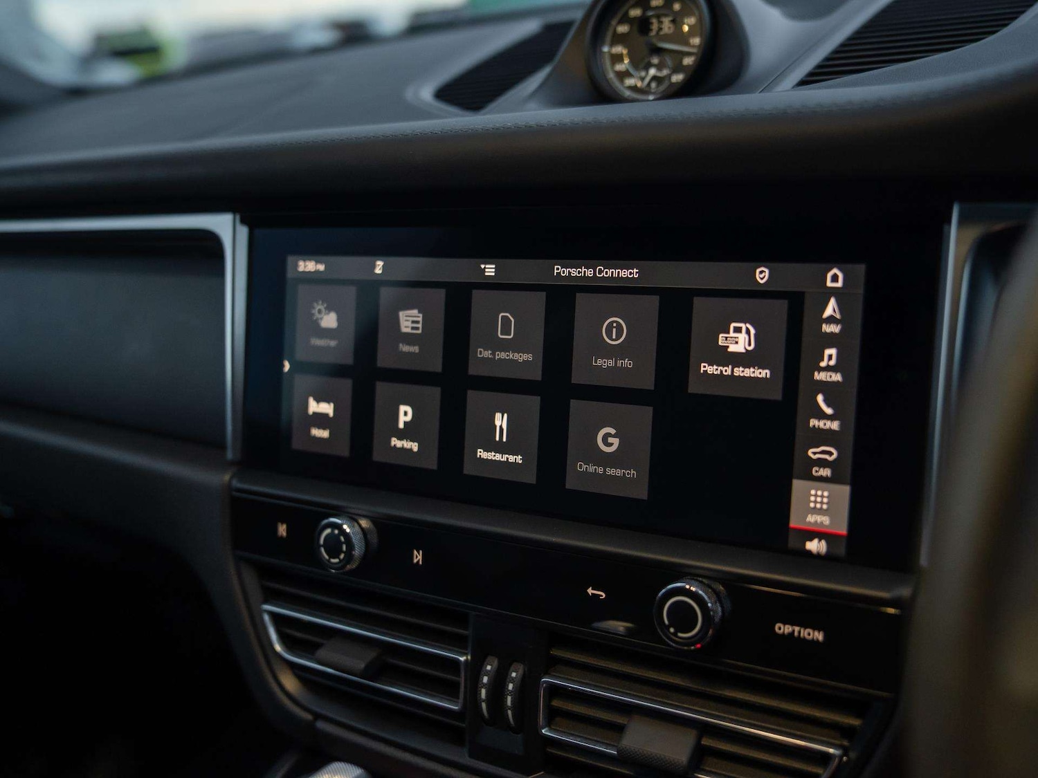 Used Porsche Macan 2022 for sale - 76955234: Photo 14