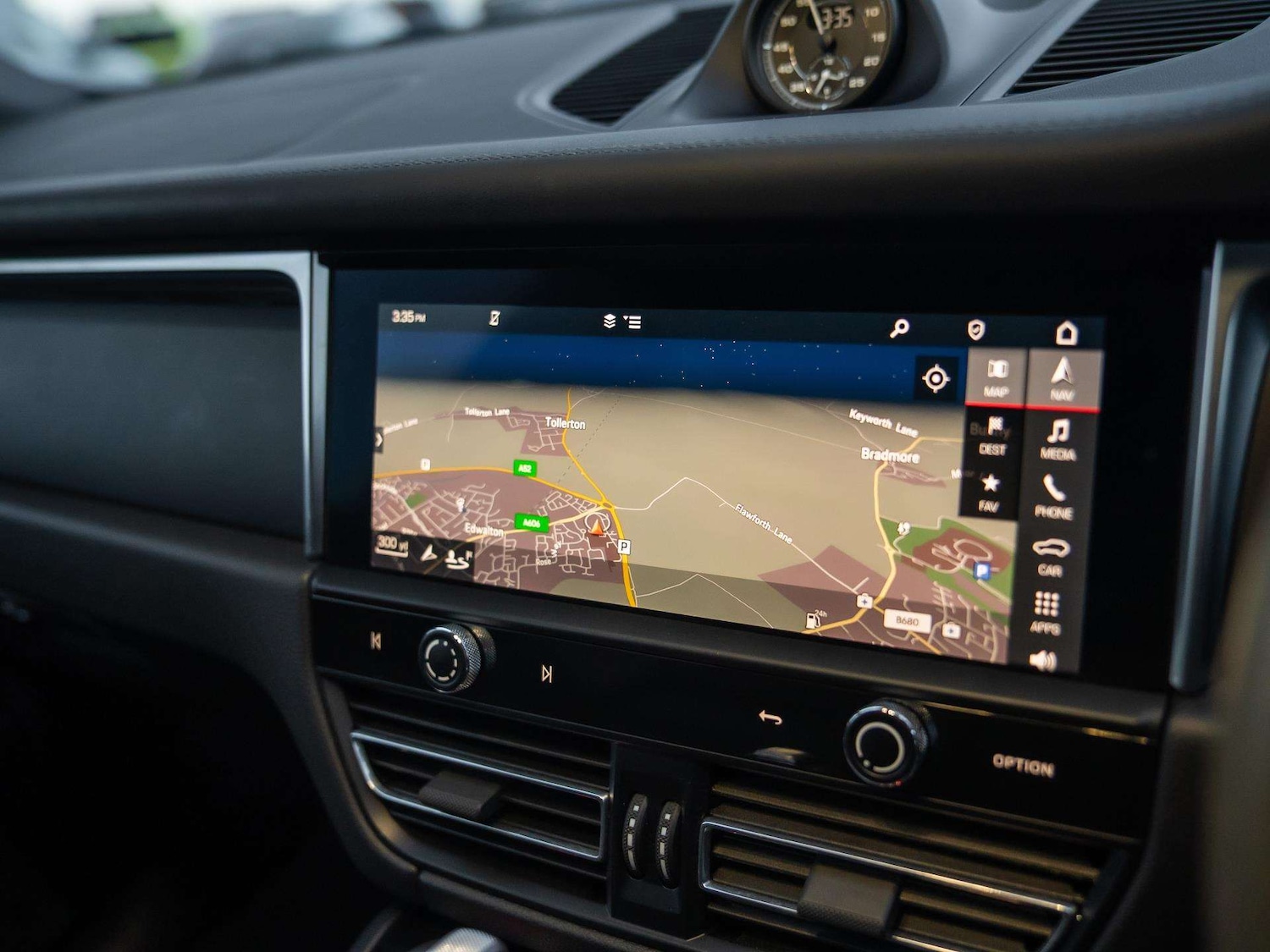 Used Porsche Macan 2022 for sale - 76955234: Photo 17