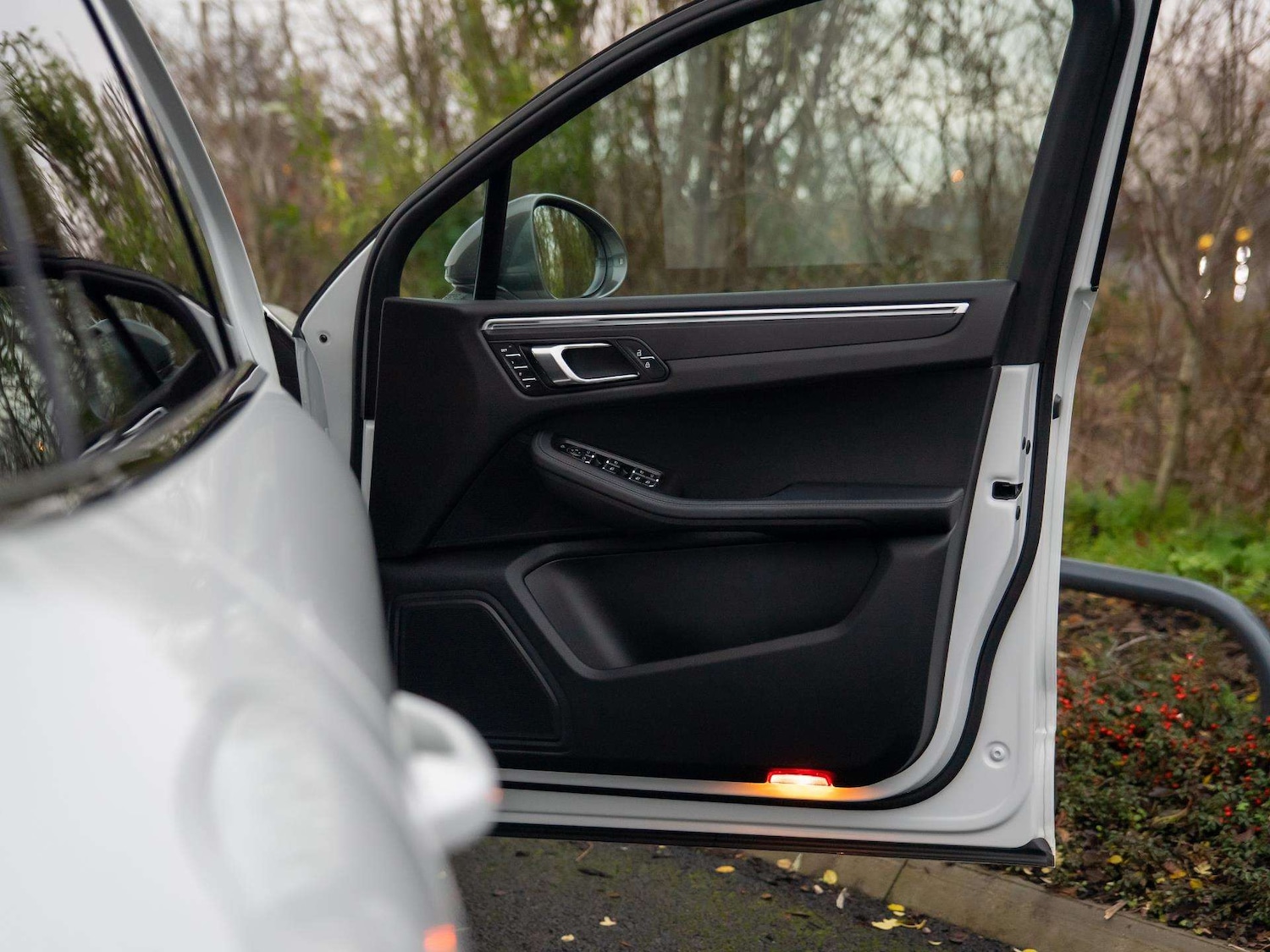 Used Porsche Macan 2022 for sale - 76955234: Photo 33