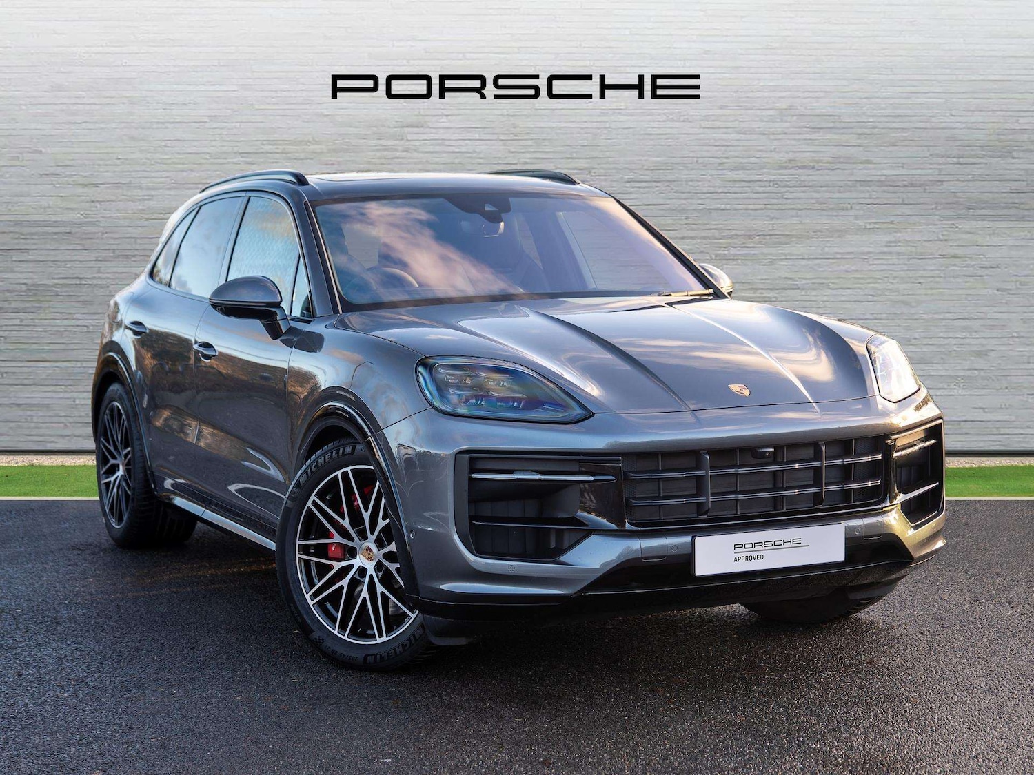 Used Porsche Cayenne 2025 for sale - 76978873: Photo 1