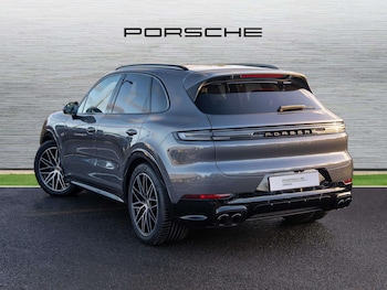 Used Porsche Cayenne 2025 for sale - 76978873: Photo