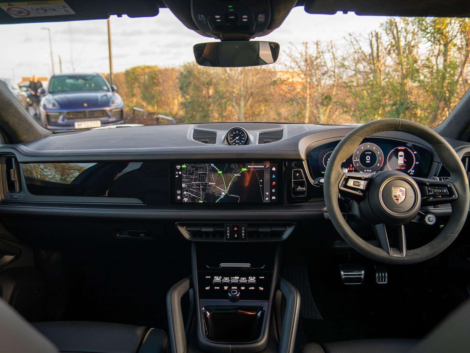 Used Porsche Cayenne 2025 for sale - 76978873: Photo 3