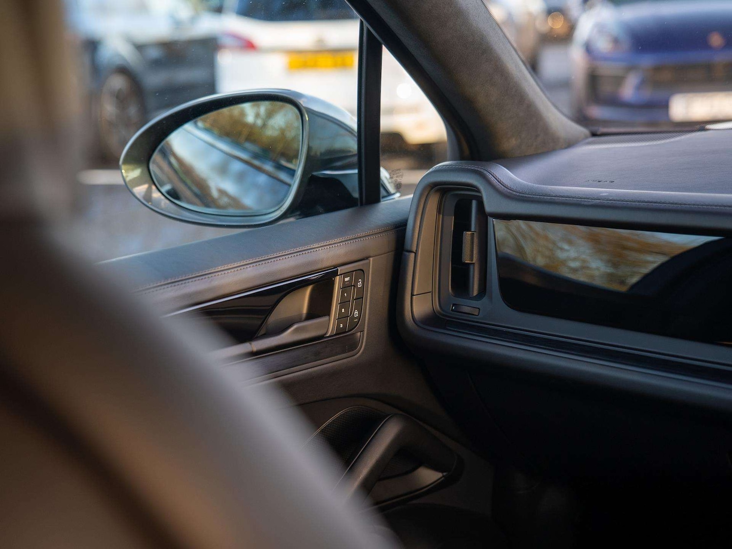 Used Porsche Cayenne 2025 for sale - 76978873: Photo 30