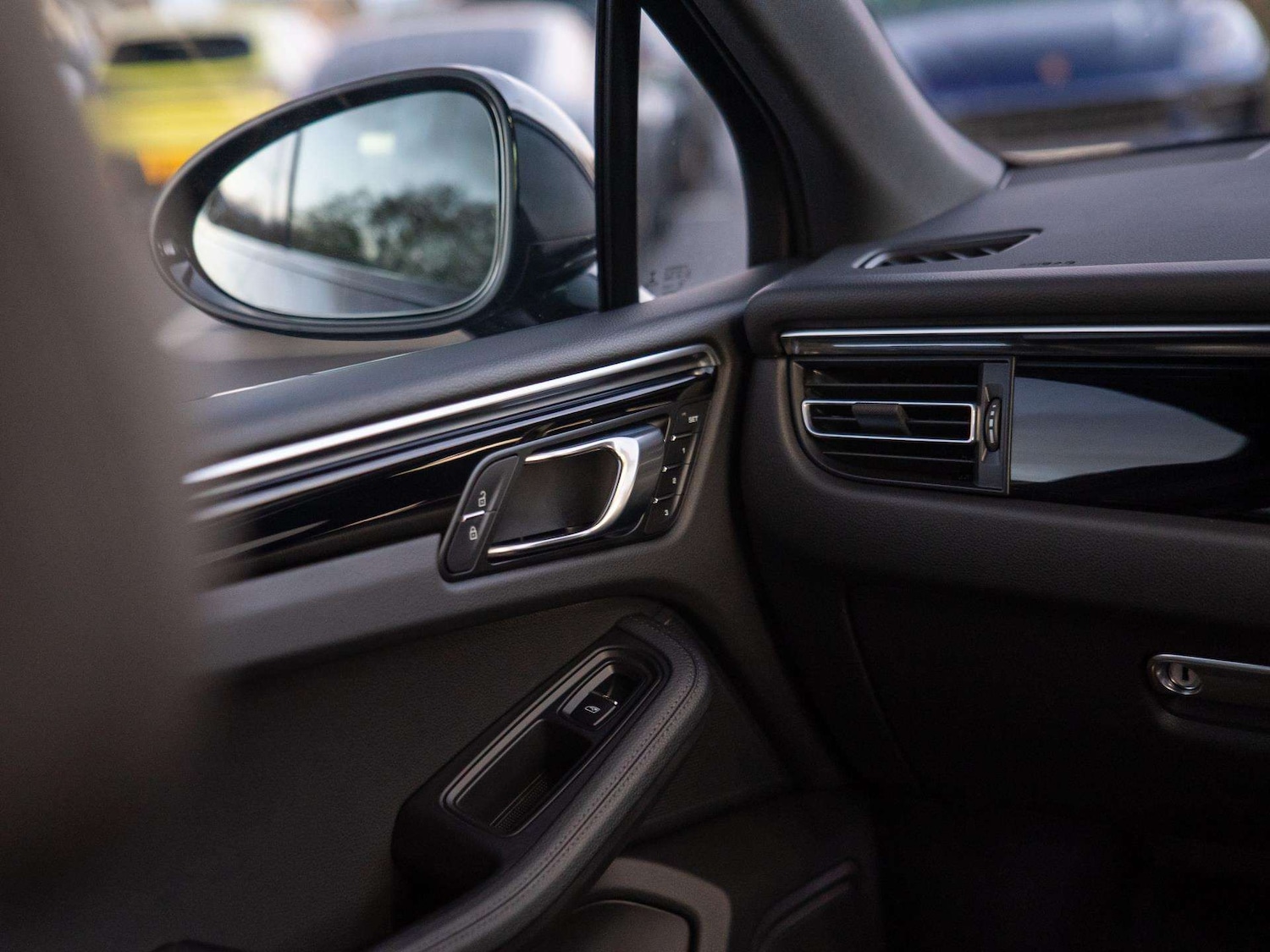 Used Porsche Macan 2022 for sale - 76705142: Photo 28