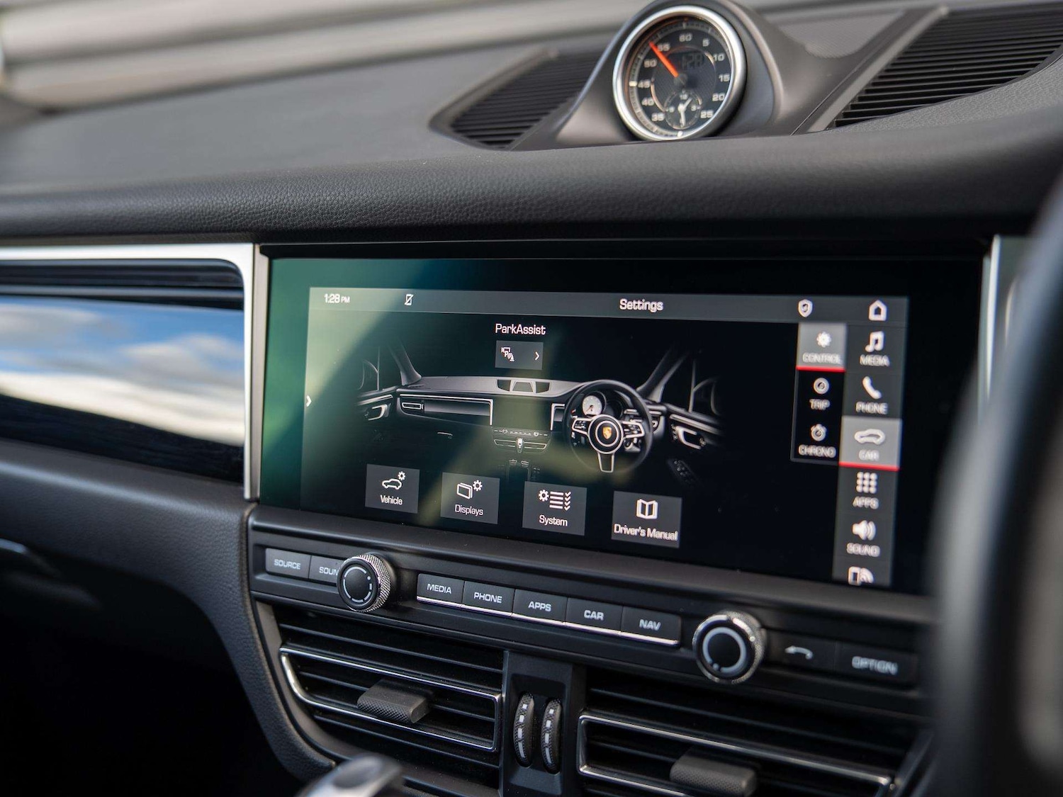 Used Porsche Macan 2019 for sale - 76421159: Photo 17