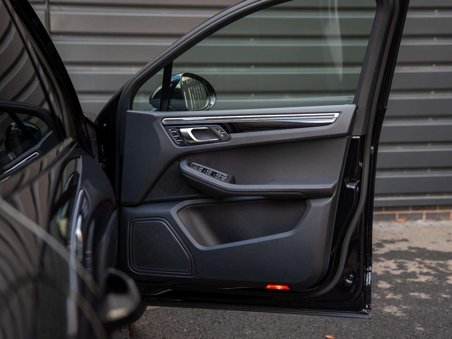 Used Porsche Macan 2019 for sale - 76421159: Photo 34