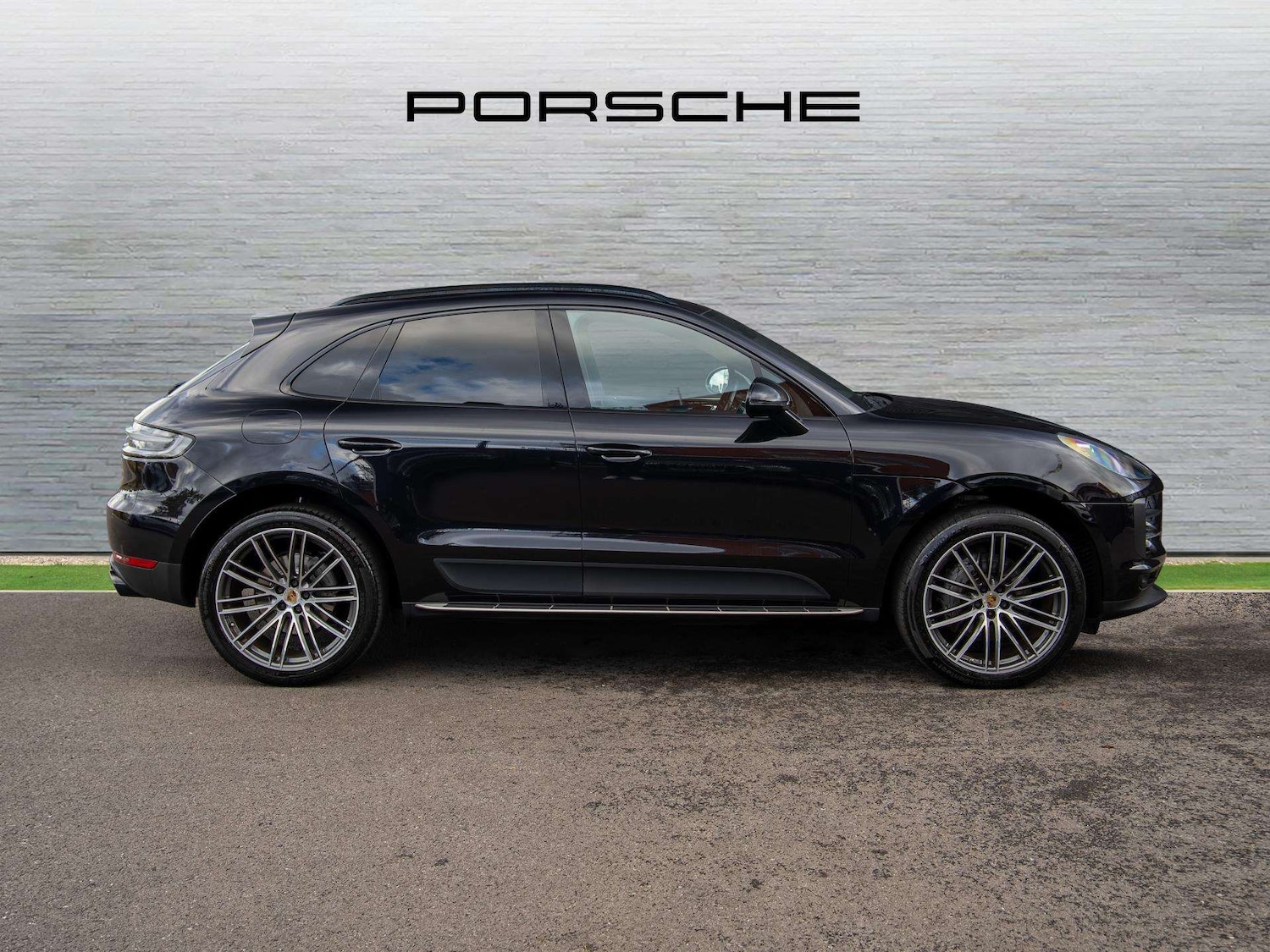 Used Porsche Macan 2019 for sale - 76421159: Photo 5