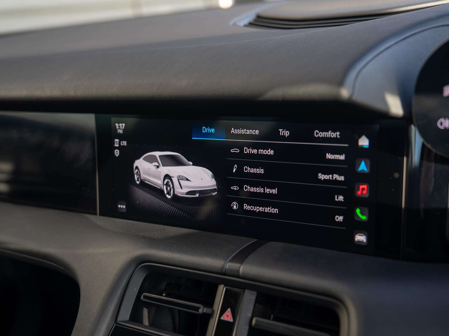 Used Porsche Taycan 2021 for sale - 77239902: Photo 17