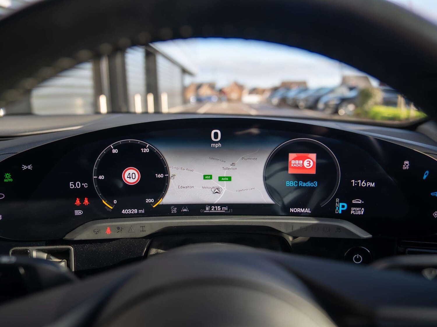 Used Porsche Taycan 2021 for sale - 77239902: Photo 24