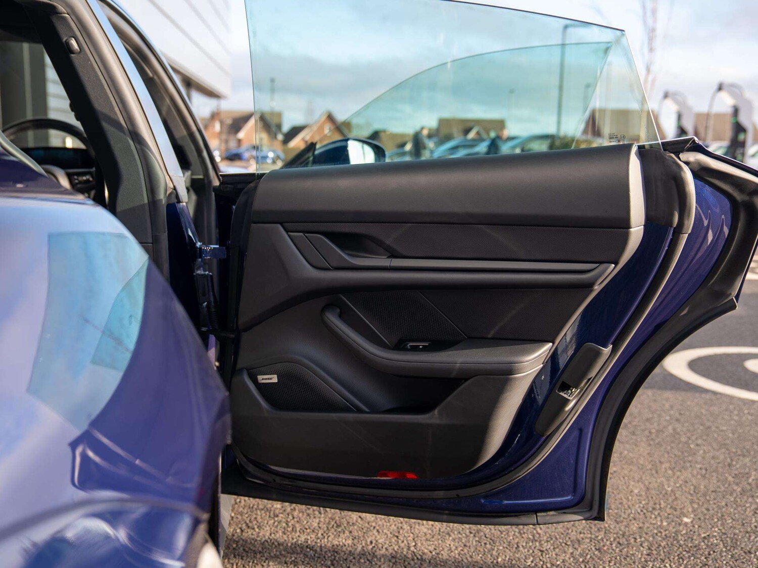 Used Porsche Taycan 2021 for sale - 77239902: Photo 29