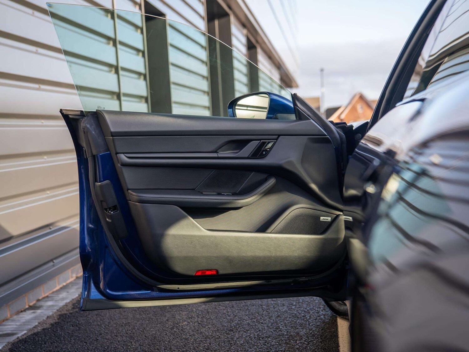 Used Porsche Taycan 2021 for sale - 77239902: Photo 30