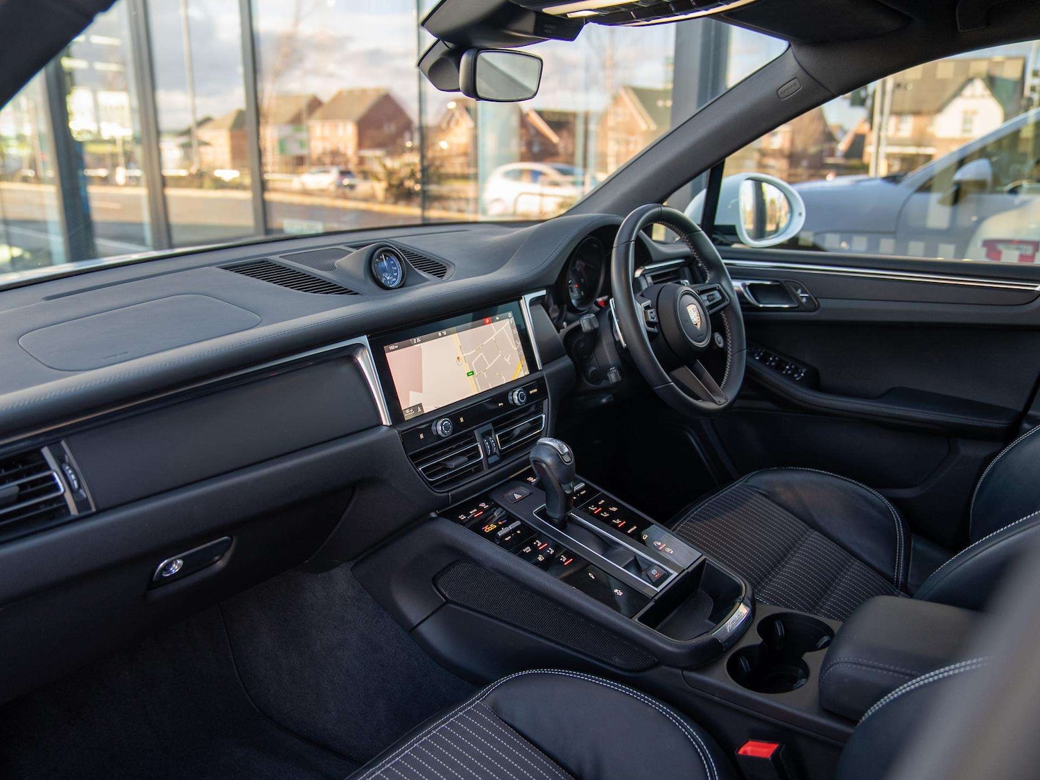 Used Porsche Macan 2022 for sale - 77686547: Photo 3