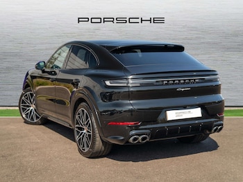 Used Porsche Cayenne 2025 for sale - 79511628: Photo