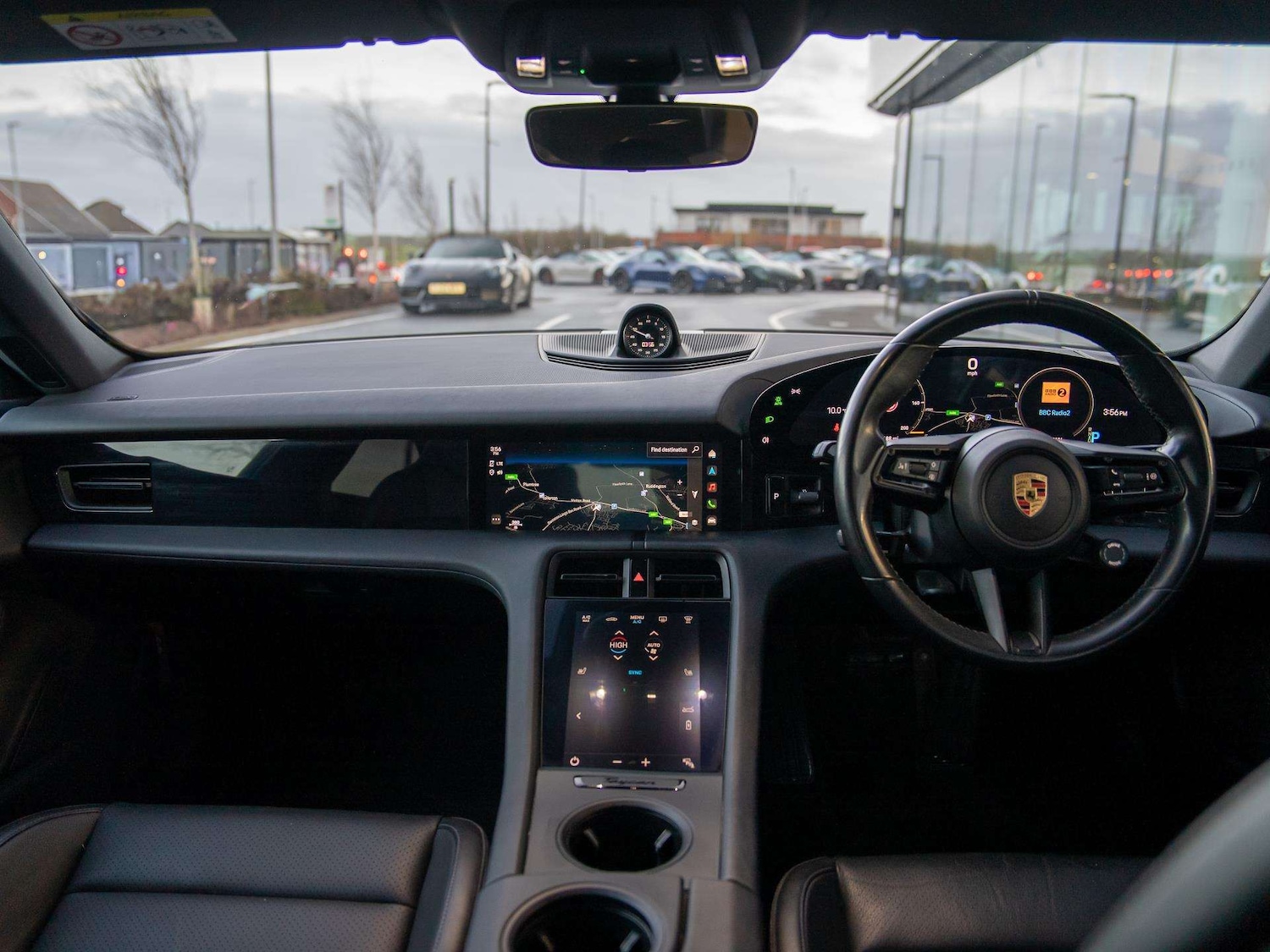 Used Porsche Taycan 2021 for sale - 77333838: Photo 3