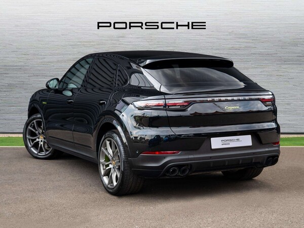 Used Porsche Cayenne 2022 for sale - 76170029: Photo 2