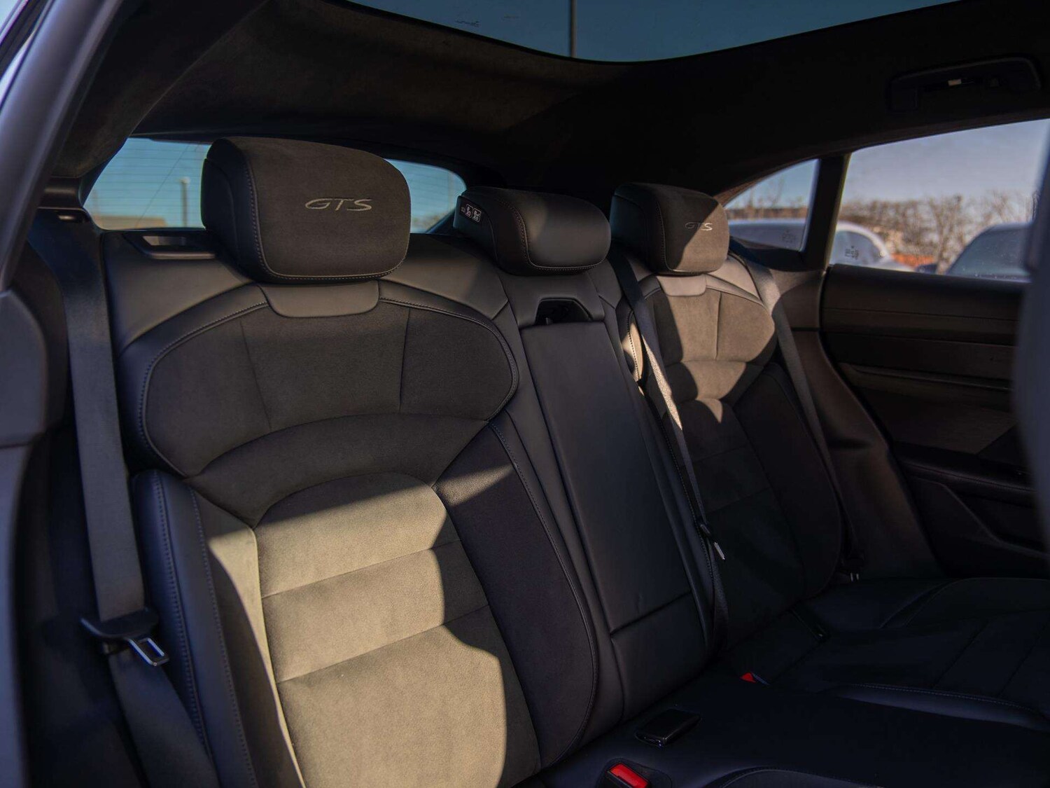 Used Porsche Taycan 2022 for sale - 78024467: Photo 10