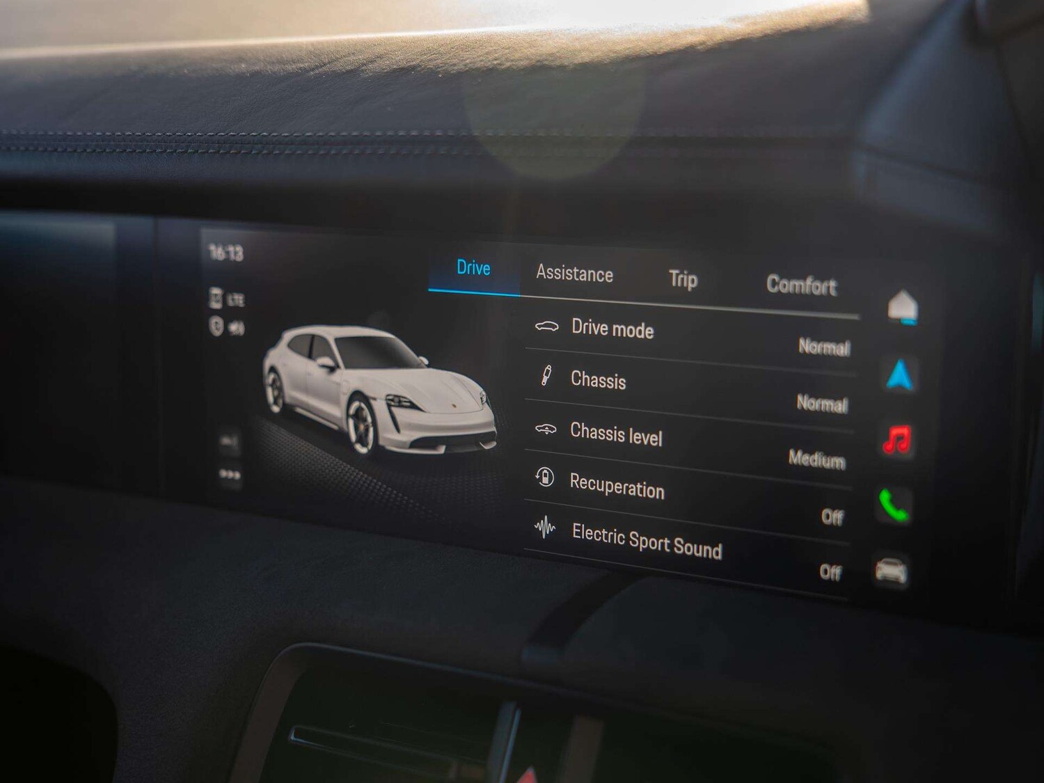 Used Porsche Taycan 2022 for sale - 78024467: Photo 23