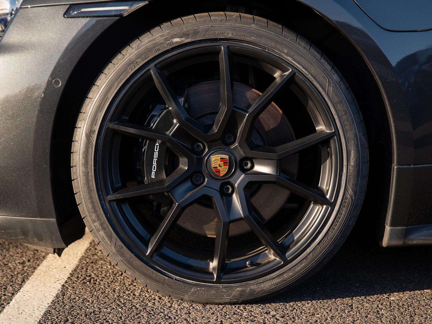 Used Porsche Taycan 2022 for sale - 78024467: Photo 4