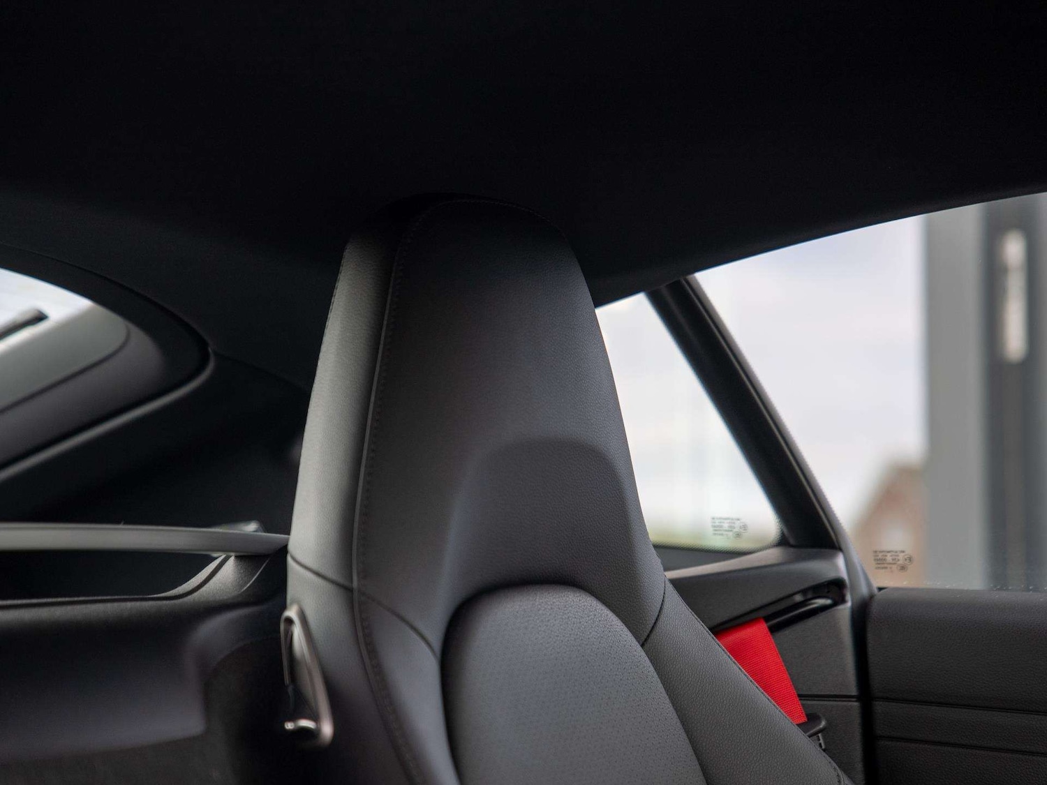 Used Porsche Cayman 2022 for sale - 77458601: Photo 11