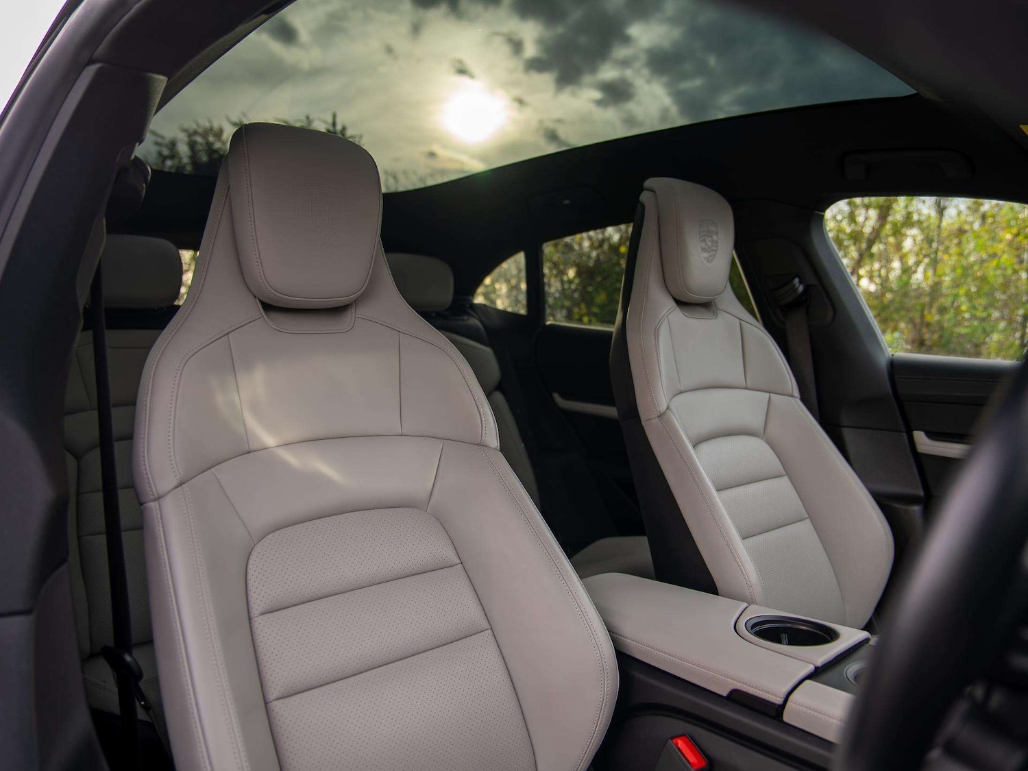 Used Porsche Taycan 2023 for sale - 76745965: Photo 10