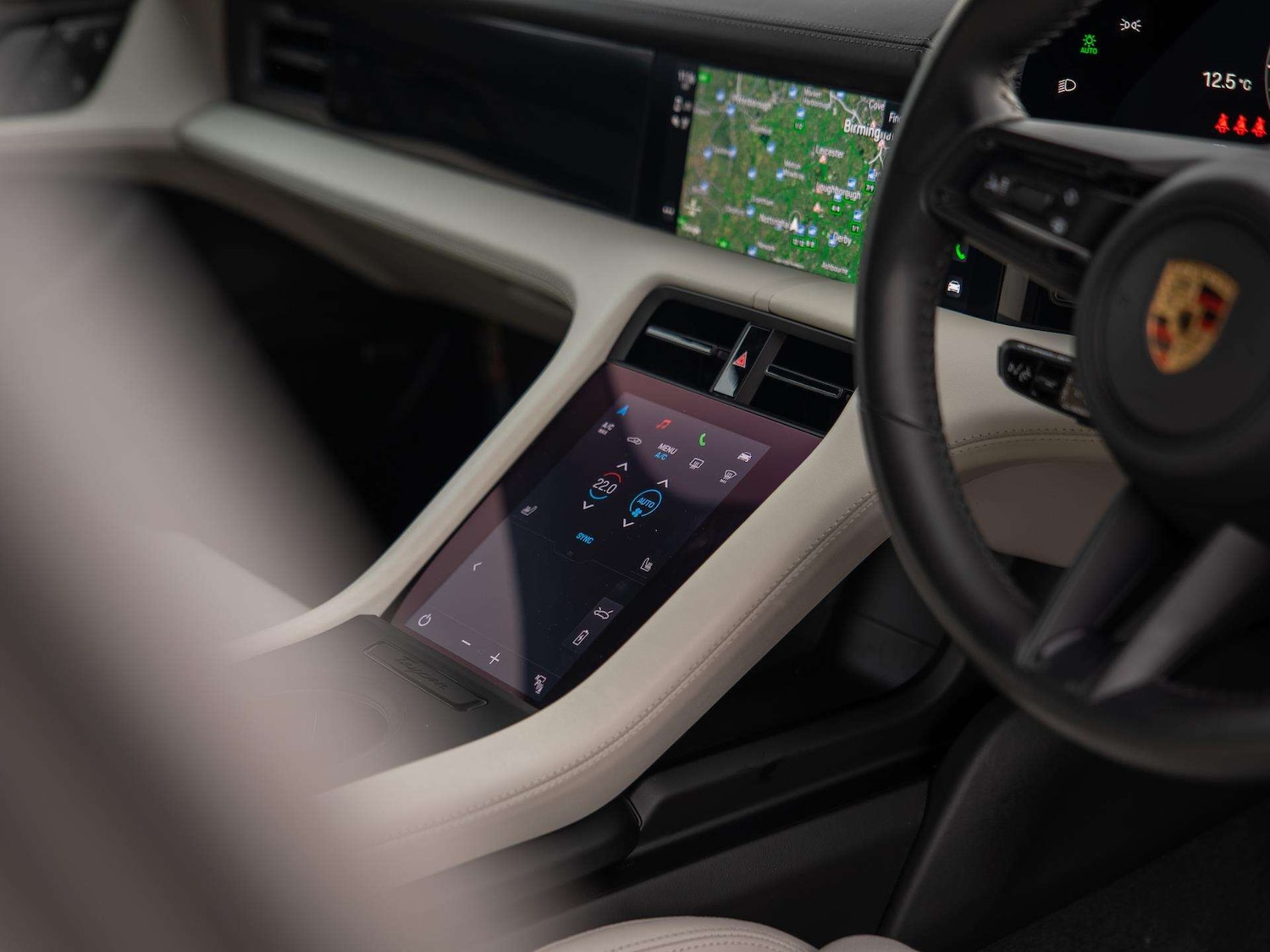 Used Porsche Taycan 2023 for sale - 76745965: Photo 14