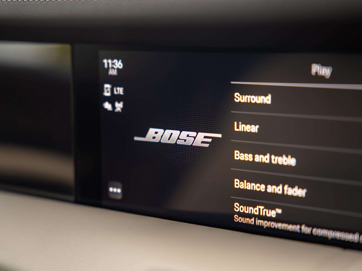 Used Porsche Taycan 2023 for sale - 76745965: Photo 15