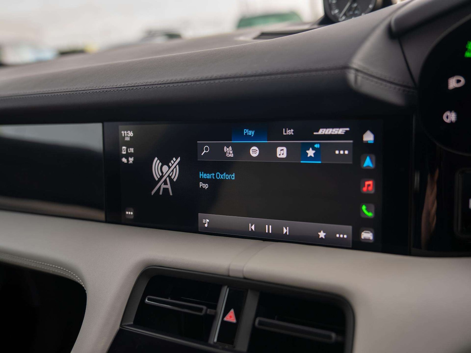 Used Porsche Taycan 2023 for sale - 76745965: Photo 16