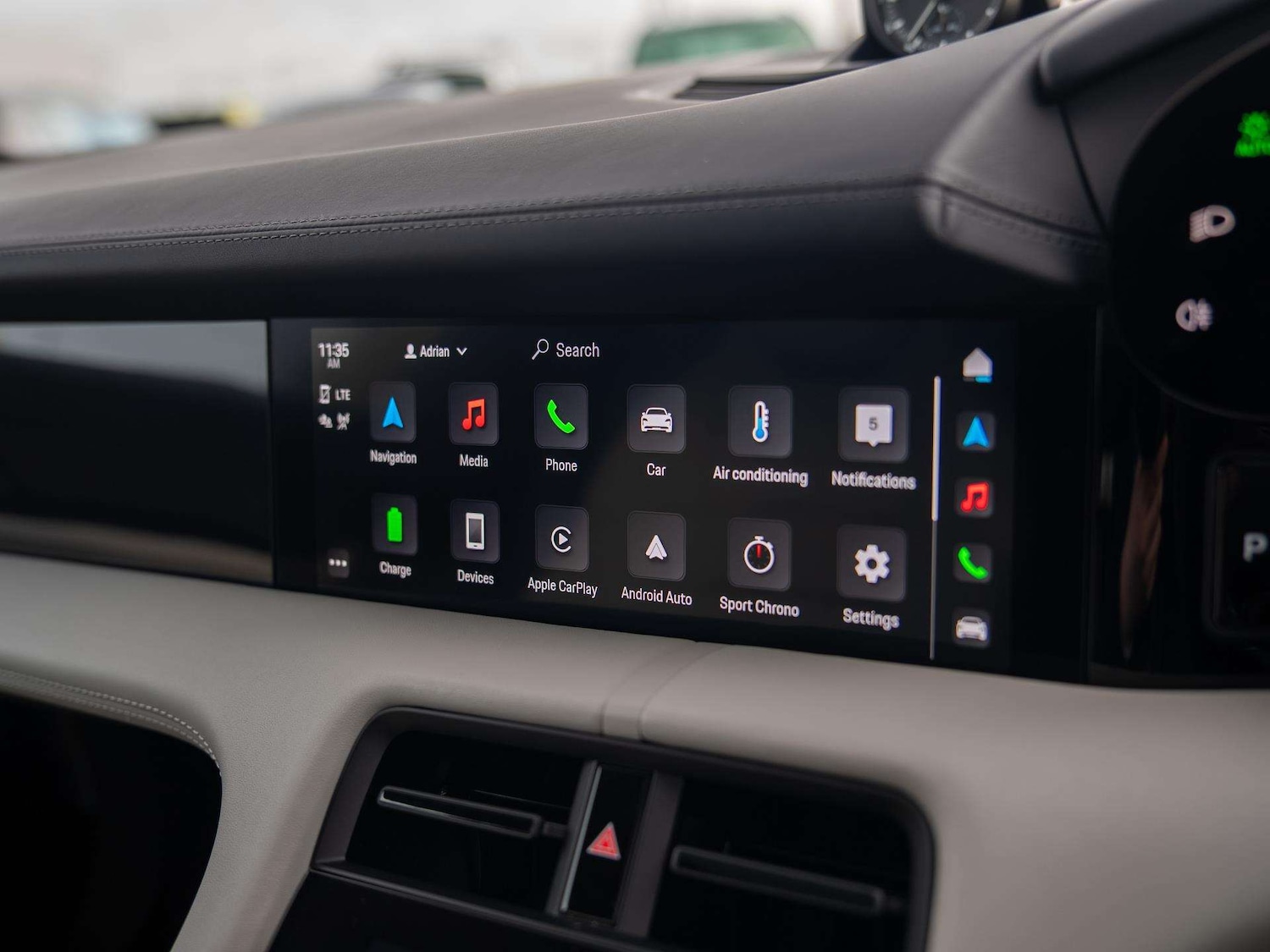 Used Porsche Taycan 2023 for sale - 76745965: Photo 18