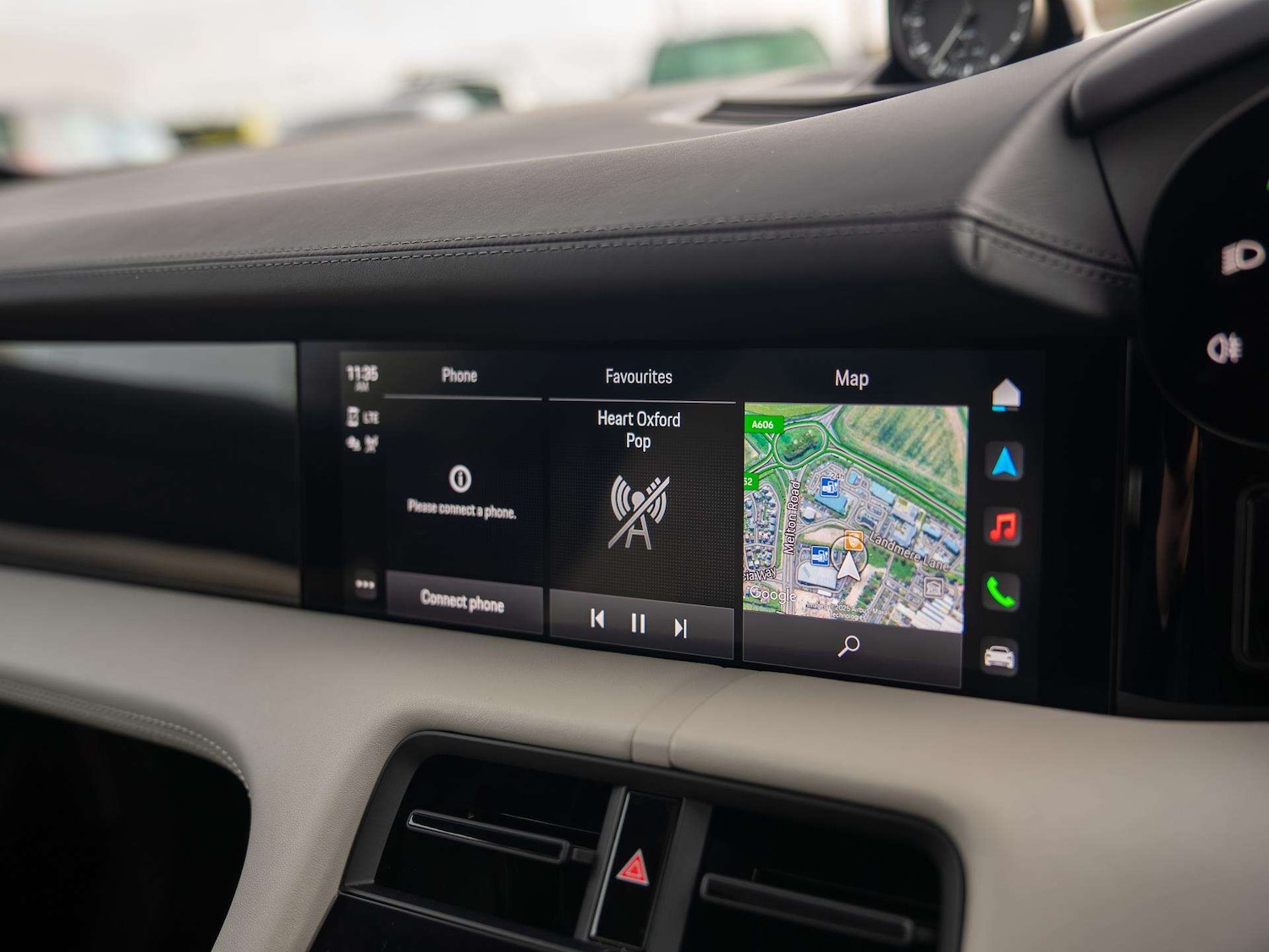 Used Porsche Taycan 2023 for sale - 76745965: Photo 19