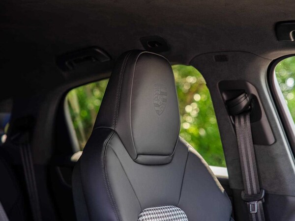 Used Porsche Cayenne 2025 for sale - 75217039: Photo 12