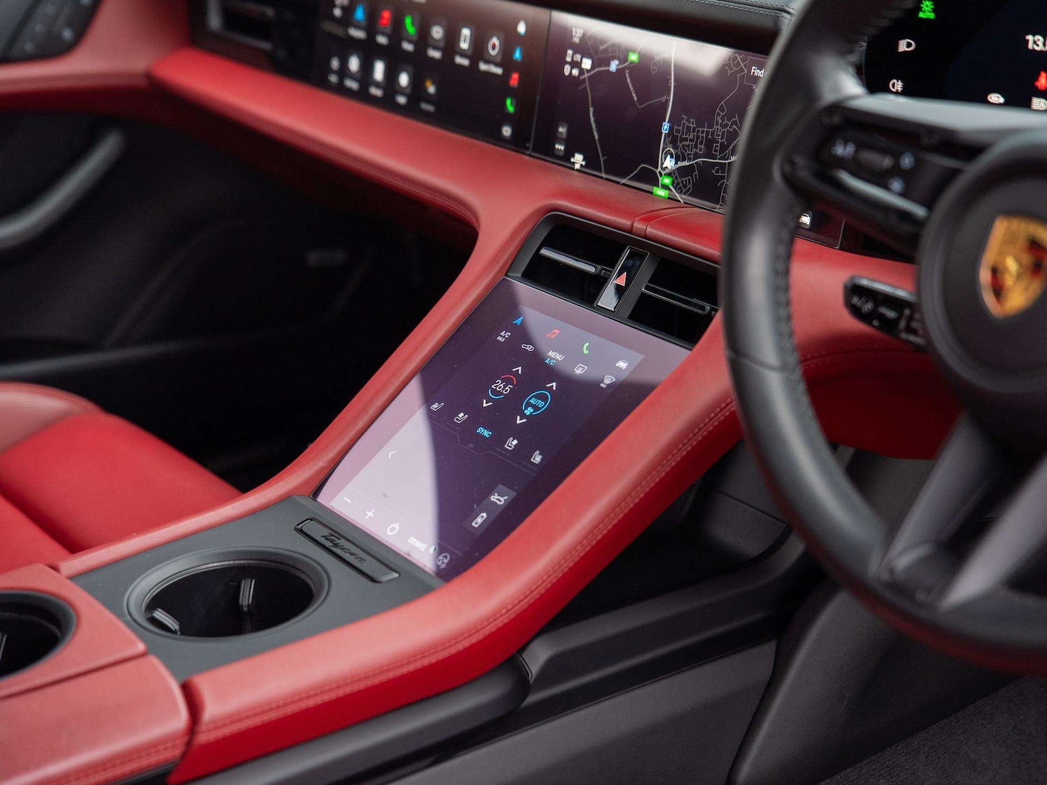 Used Porsche Taycan 2022 for sale - 76553076: Photo 14