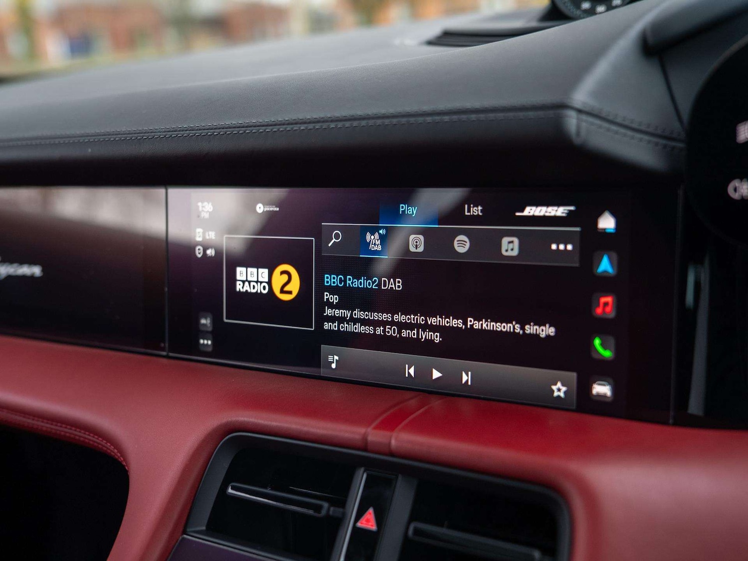 Used Porsche Taycan 2022 for sale - 76553076: Photo 18