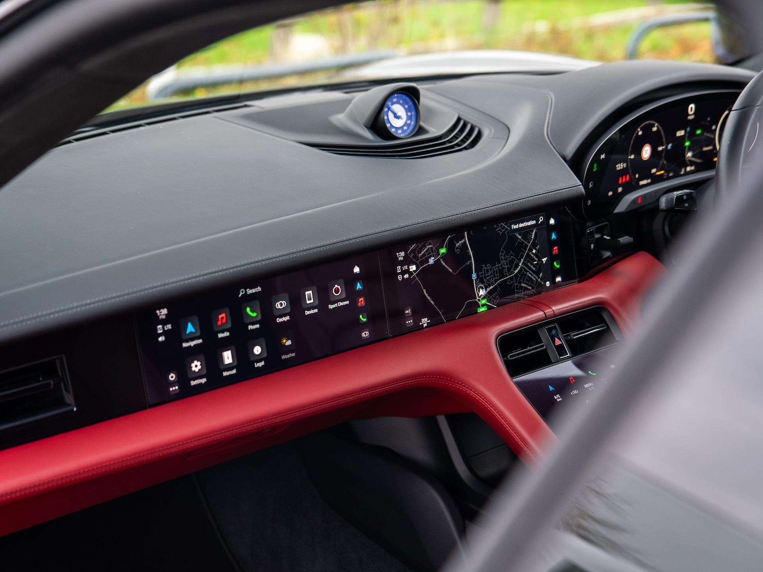 Used Porsche Taycan 2022 for sale - 76553076: Photo 20