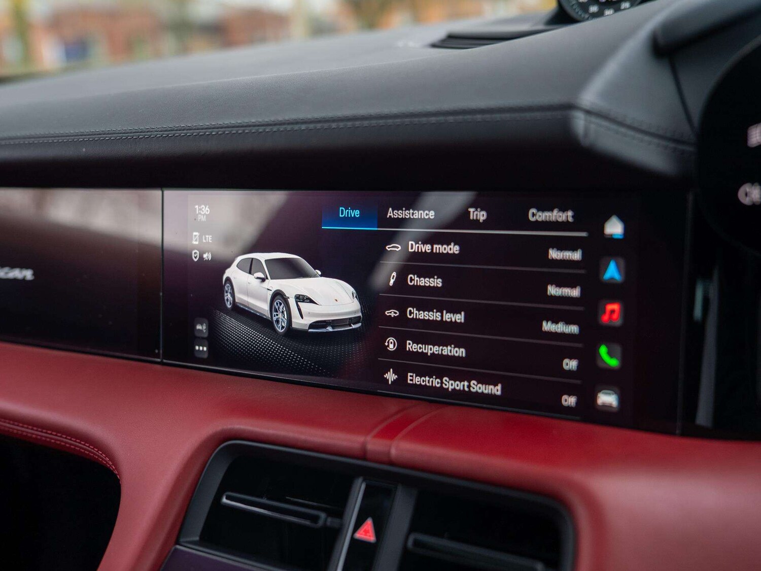 Used Porsche Taycan 2022 for sale - 76553076: Photo 26