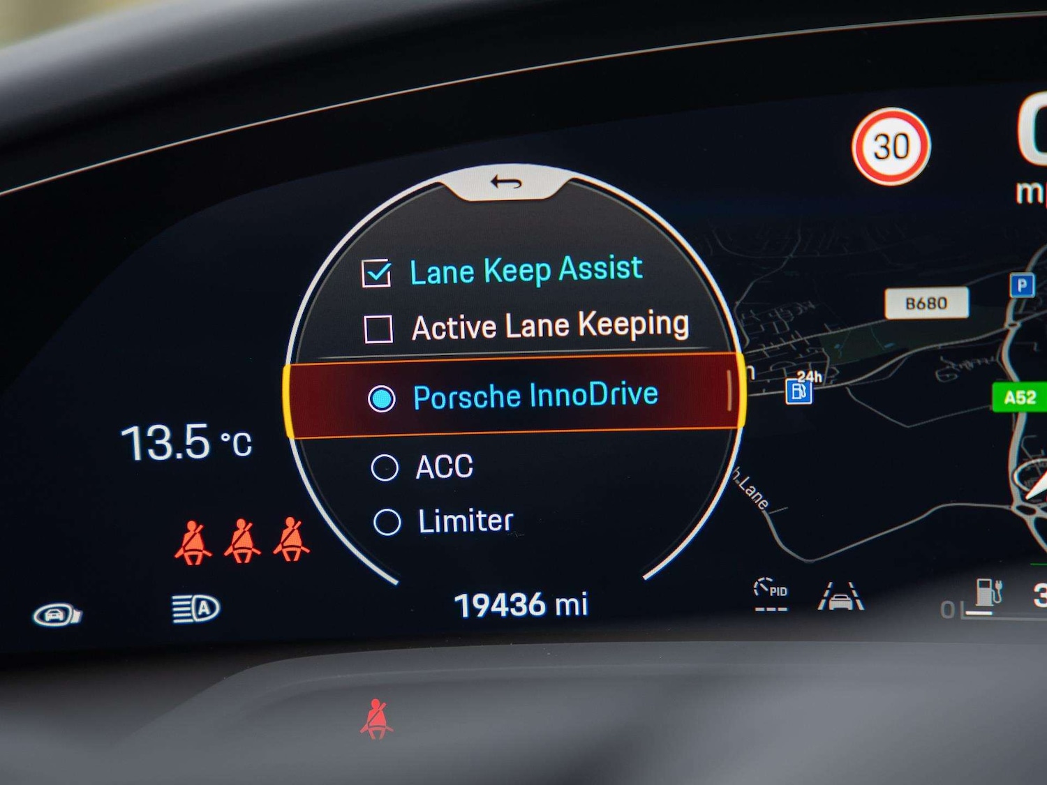 Used Porsche Taycan 2022 for sale - 76553076: Photo 29